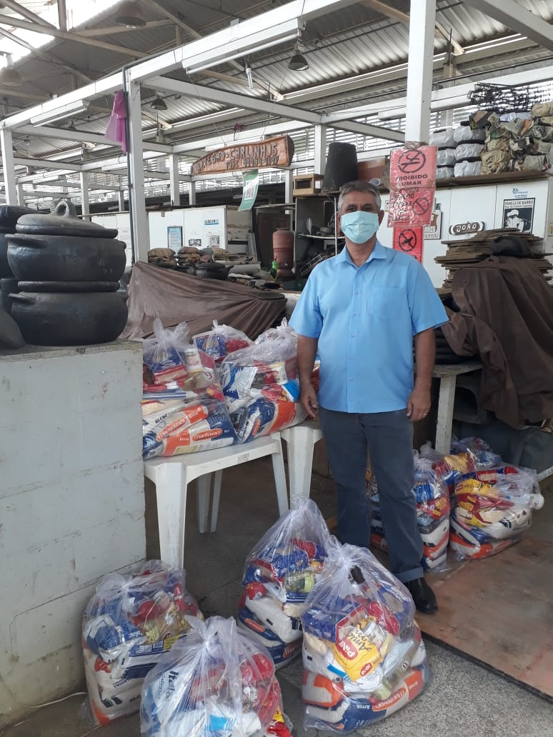 Aderes entrega cestas básicas para empreendedores de 66 municípios 1