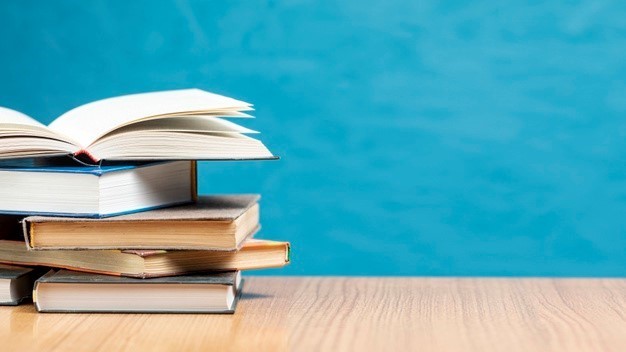 Escolas têm até sexta-feira (25) para escolher obras literárias do Programa Nacional do Livro Didático 1