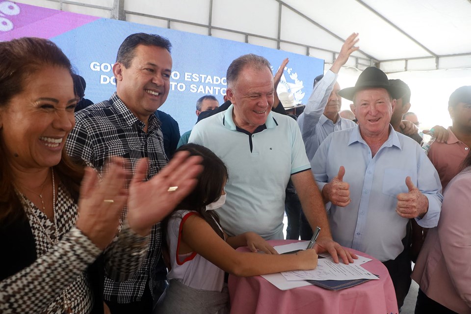 Governador inaugura obras e anuncia novos investimentos em Ecoporanga 2